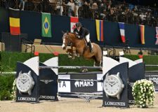 Rodrigo Pessoa and Major Tom Are Out of This World in WIHS Grand Prix Victory