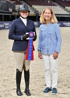 Avery Faye Smith Keeps Calm to Win Flat Phase of Marshall+Sterling Insurance/USHJA 3’3” Jumping Seat Medal Final - East